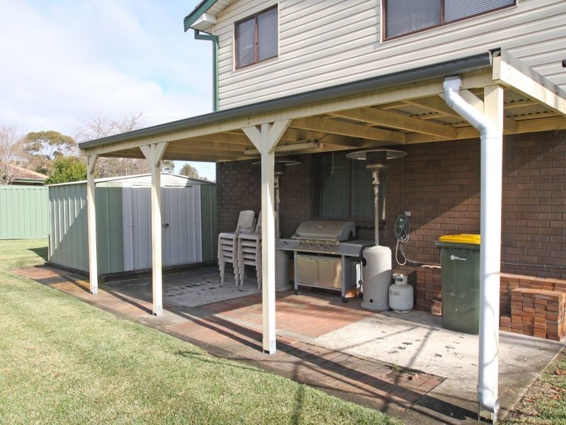 7 Paradise Crescent, Sussex Inlet NSW 2540