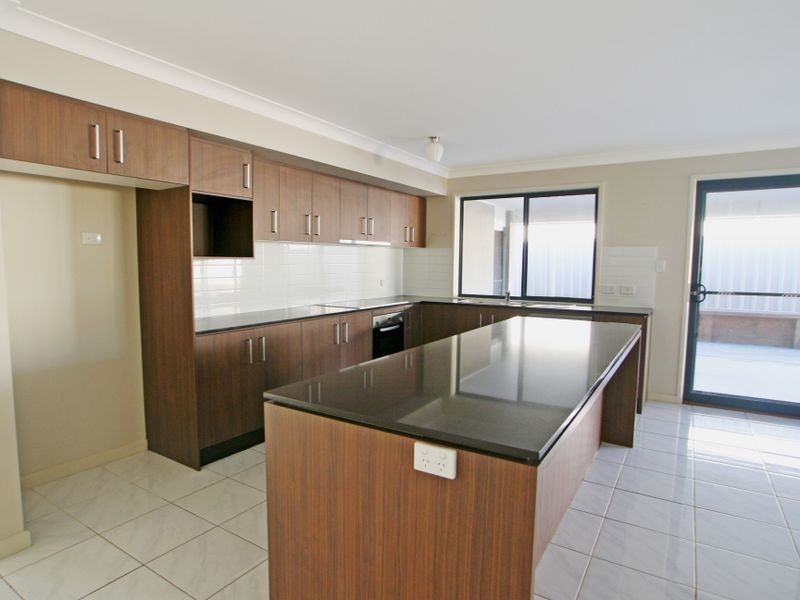 11 Seaberry Street, Sussex Inlet NSW 2540