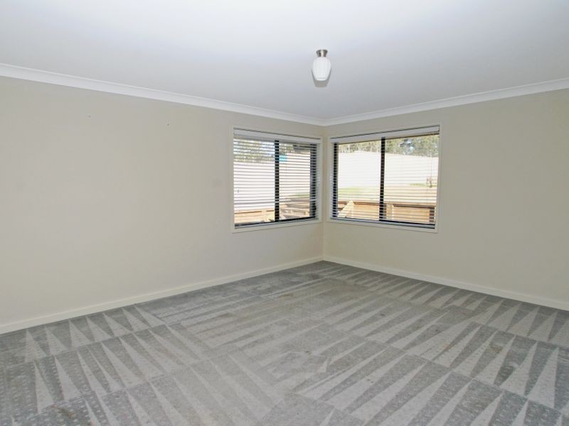 11 Seaberry Street, Sussex Inlet NSW 2540