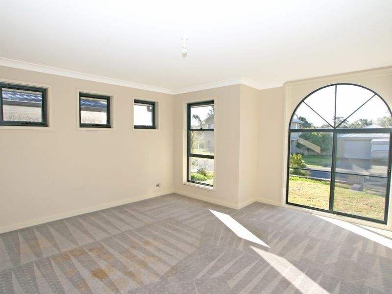 11 Seaberry Street, Sussex Inlet NSW 2540