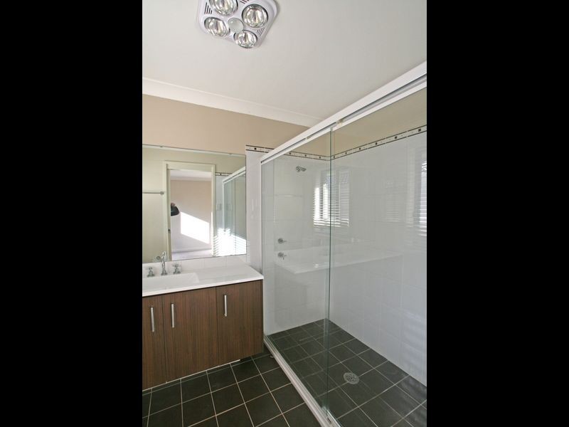 11 Seaberry Street, Sussex Inlet NSW 2540