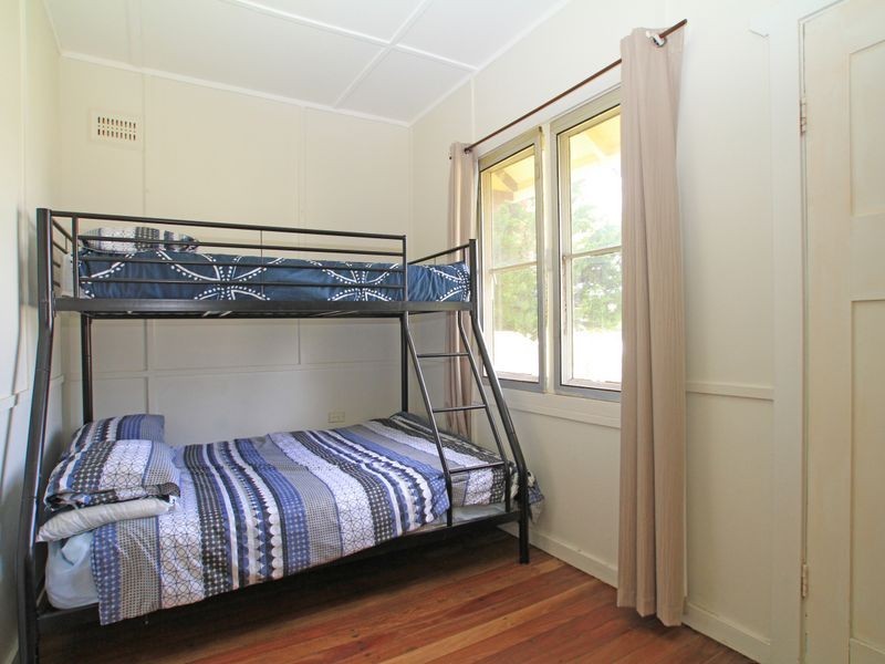 15 Banksia Street, Sussex Inlet NSW 2540