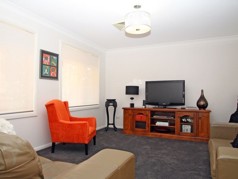 42 Suncrest Avenue, Sussex Inlet NSW 2540