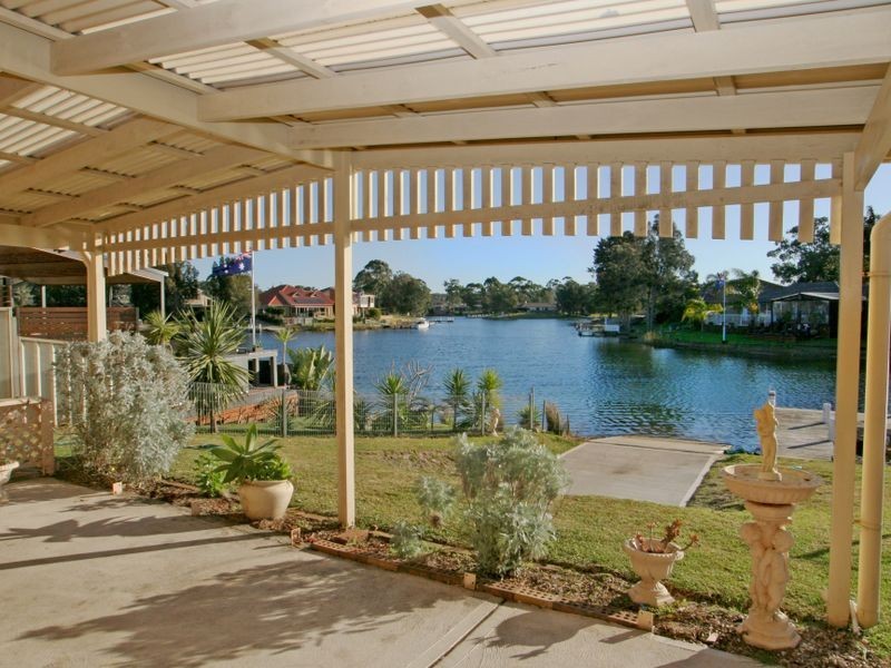 10 Teal Place, Sussex Inlet NSW 2540
