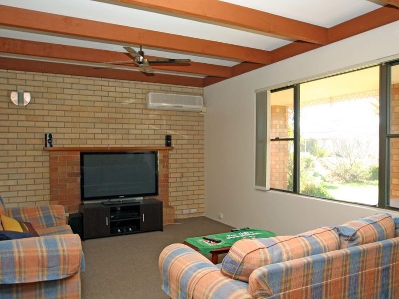 10 Teal Place, Sussex Inlet NSW 2540