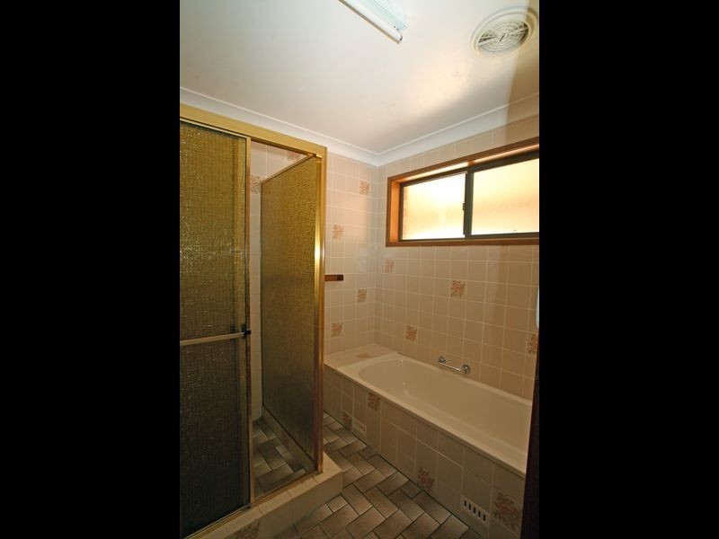 10 Teal Place, Sussex Inlet NSW 2540