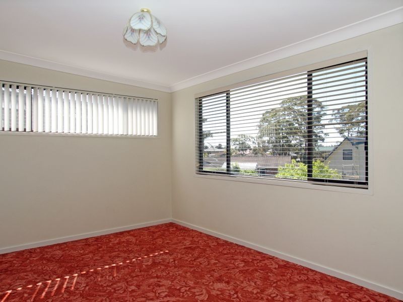 69 Sussex Inlet Road, Sussex Inlet NSW 2540