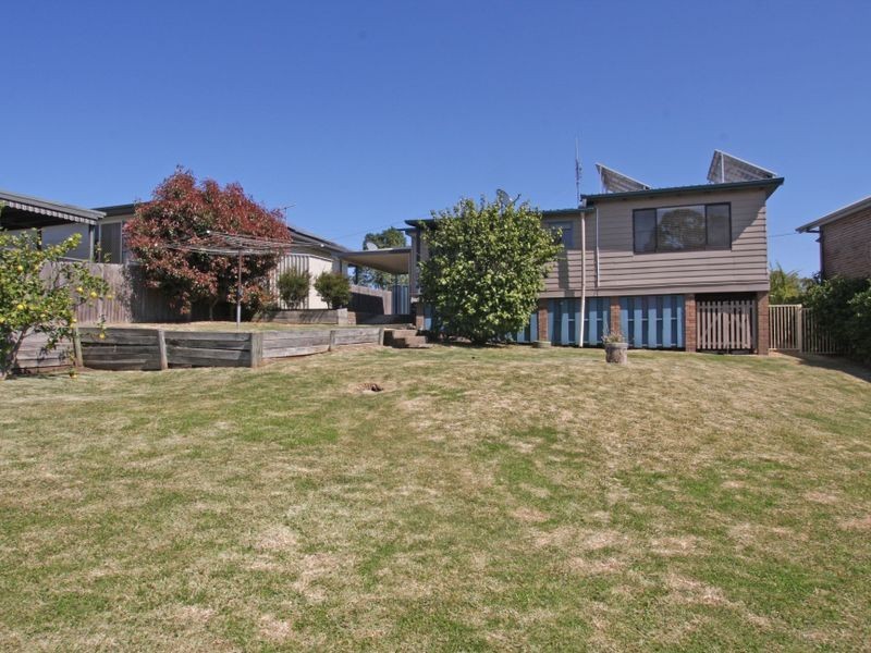 69 Sussex Inlet Road, Sussex Inlet NSW 2540