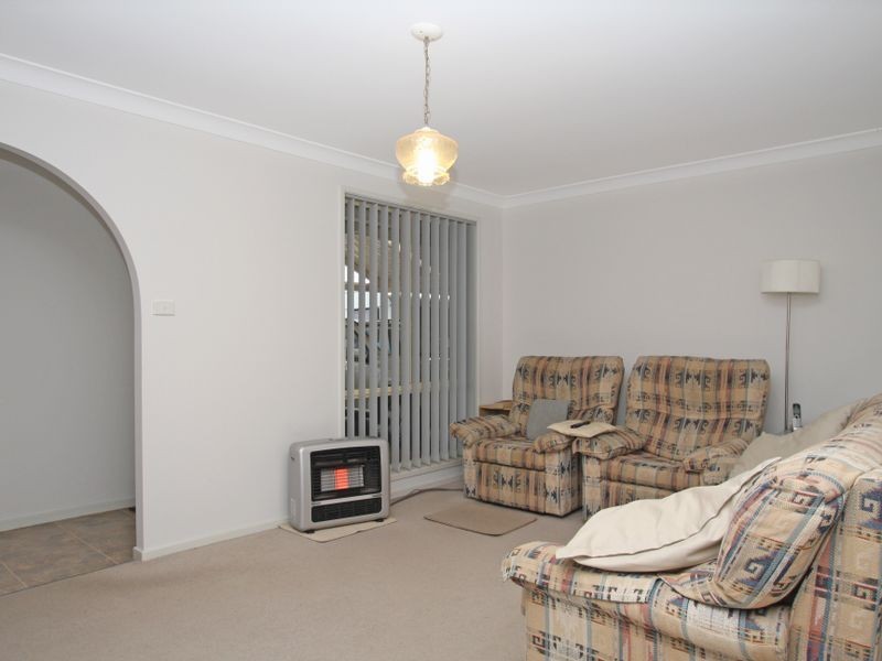 12 Riviera Avenue, Sussex Inlet NSW 2540