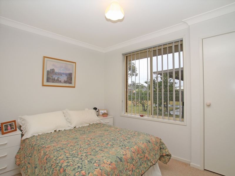 12 Riviera Avenue, Sussex Inlet NSW 2540