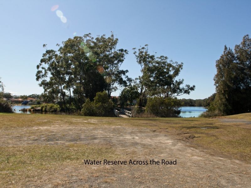 70 Cater Crescent, Sussex Inlet NSW 2540