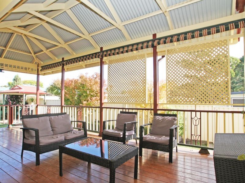 48 Sussex Inlet Road, Sussex Inlet NSW 2540