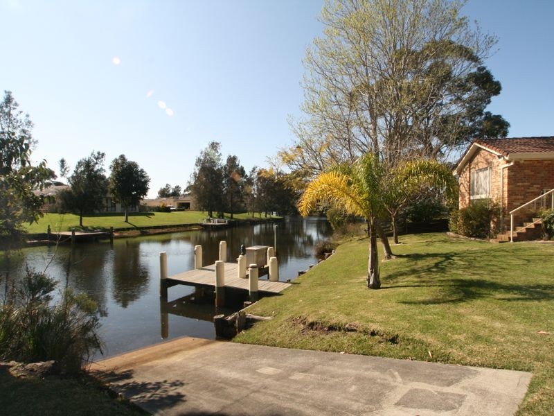 41 Sussex Inlet Road, Sussex Inlet NSW 2540