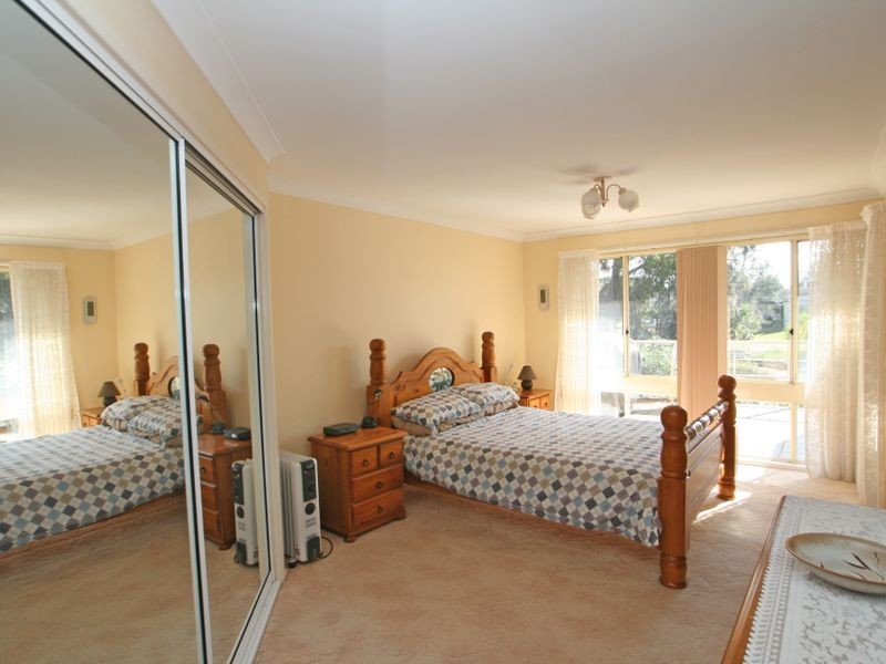 41 Sussex Inlet Road, Sussex Inlet NSW 2540
