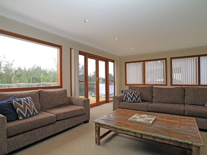 95 Jacobs Drive, Sussex Inlet NSW 2540