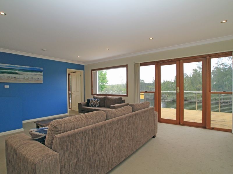 95 Jacobs Drive, Sussex Inlet NSW 2540