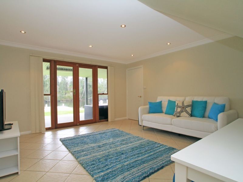 95 Jacobs Drive, Sussex Inlet NSW 2540