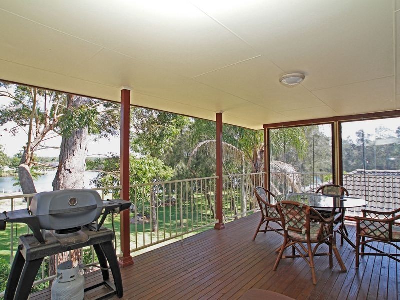 37 Ray Street, Sussex Inlet NSW 2540