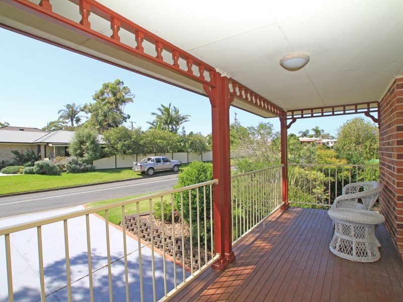 37 Ray Street, Sussex Inlet NSW 2540