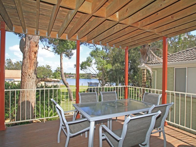 37 Ray Street, Sussex Inlet NSW 2540