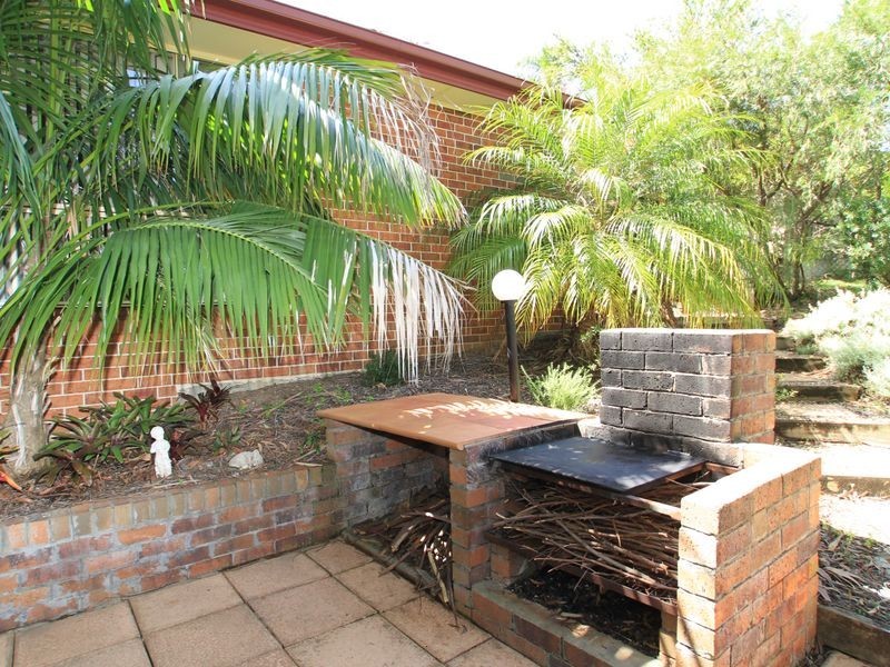 37 Ray Street, Sussex Inlet NSW 2540