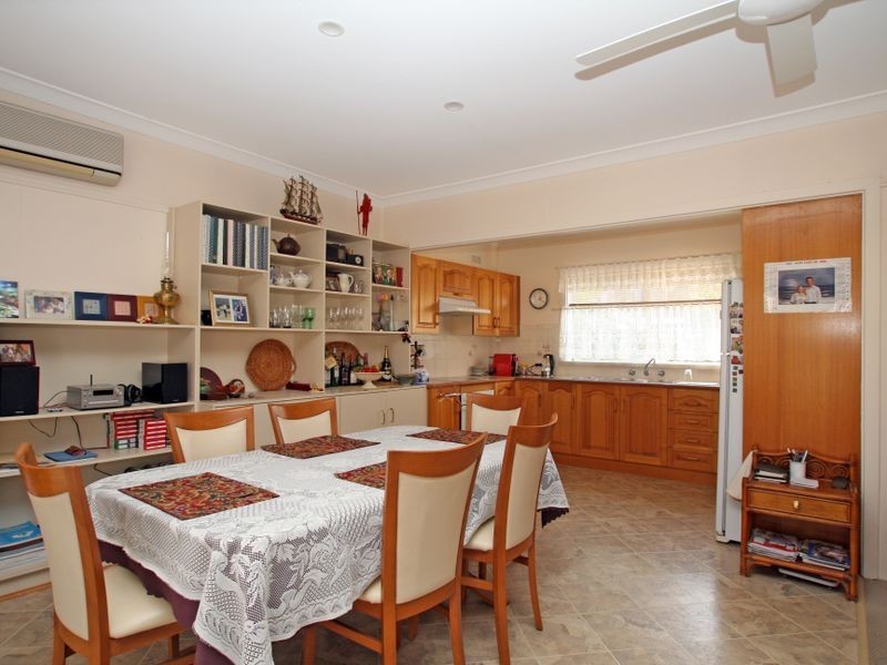 3 Riviera Avenue, Sussex Inlet NSW 2540