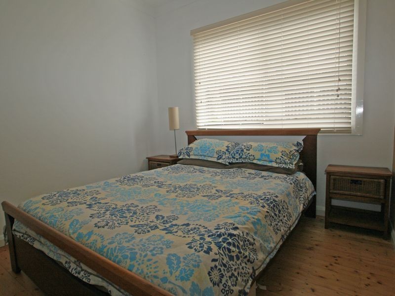 4 Ethel Avenue, Sussex Inlet NSW 2540