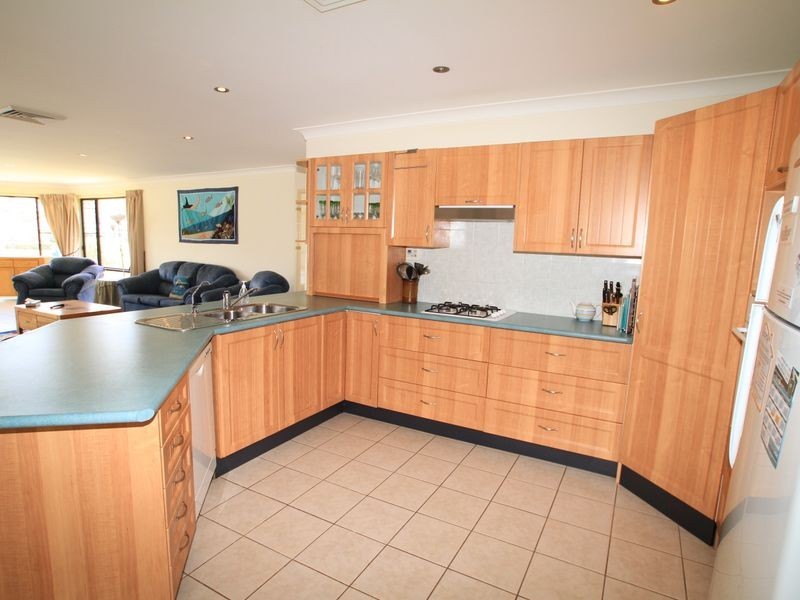 5 Ibis Place, Sussex Inlet NSW 2540