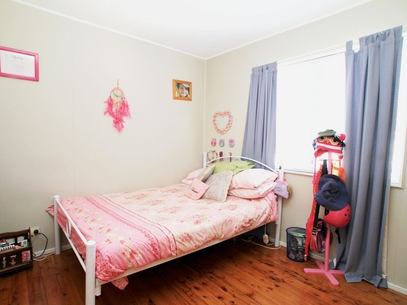 1 Greentree Avenue, Sussex Inlet NSW 2540