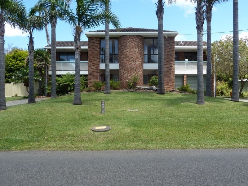 1 Myrniong Grov, Berrara NSW 2540