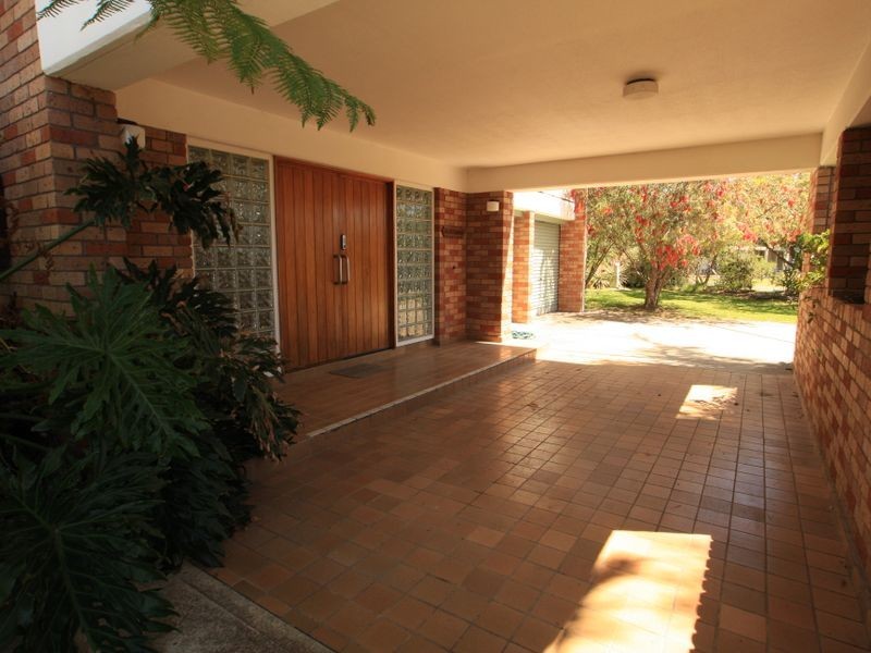 1 Myrniong Grov, Berrara NSW 2540