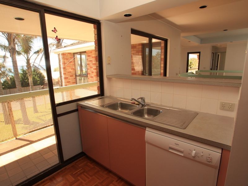 1 Myrniong Grov, Berrara NSW 2540