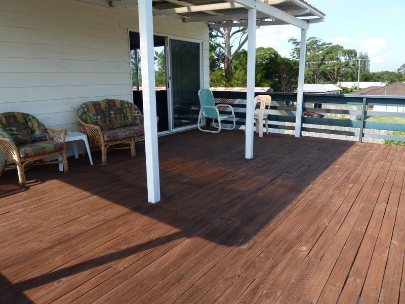 14 Ocean View Road, Sussex Inlet NSW 2540