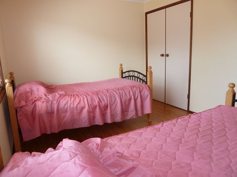 14 Ocean View Road, Sussex Inlet NSW 2540
