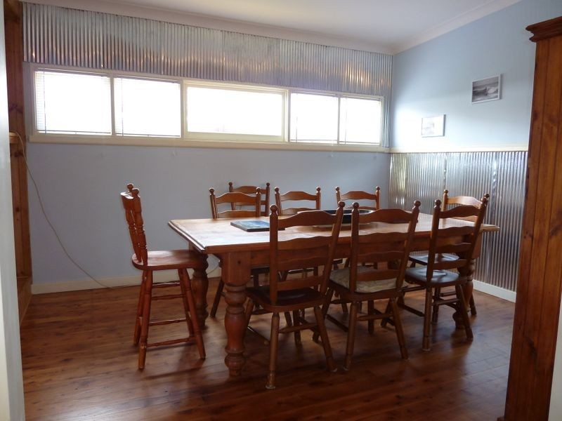 14 Ocean View Road, Sussex Inlet NSW 2540