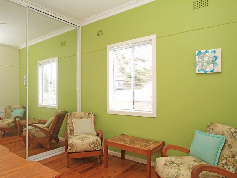 39 Lyons Road, Sussex Inlet NSW 2540