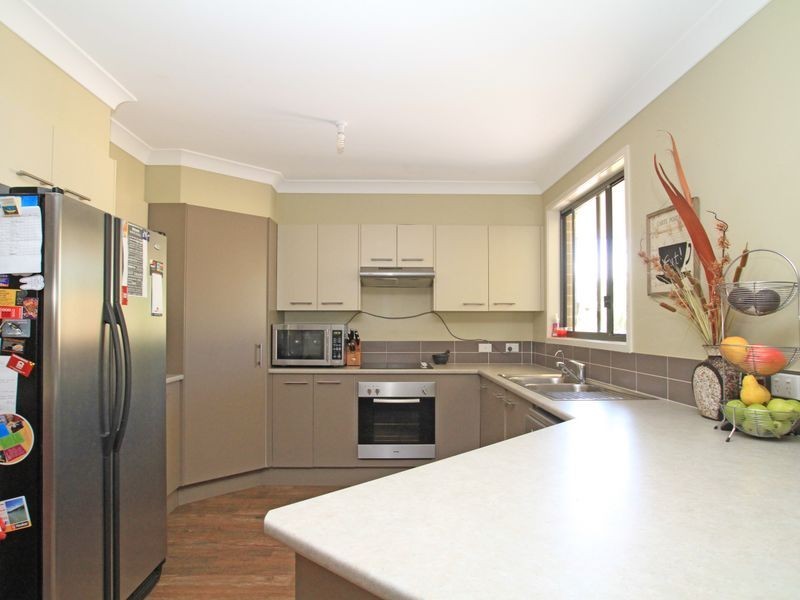 4 Buttonwood Close, Sussex Inlet NSW 2540