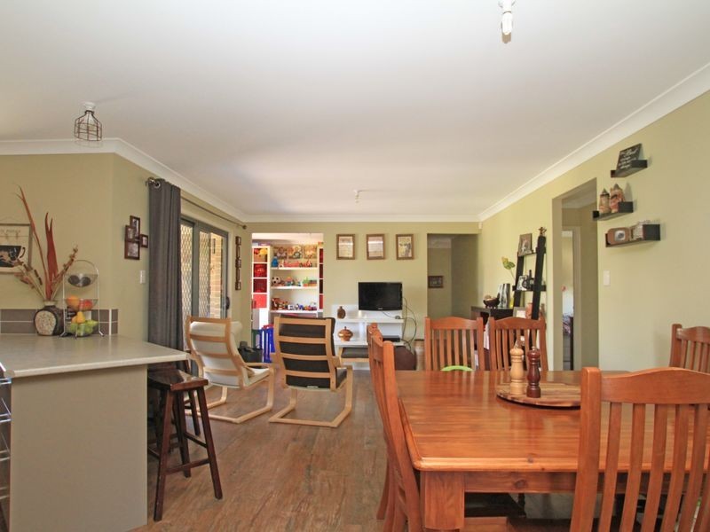 4 Buttonwood Close, Sussex Inlet NSW 2540