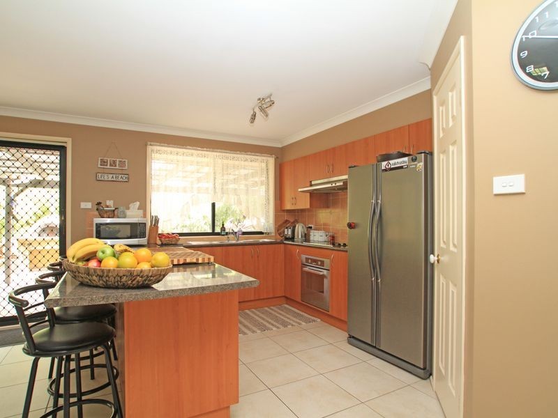 6 Wayfarer Drive, Sussex Inlet NSW 2540