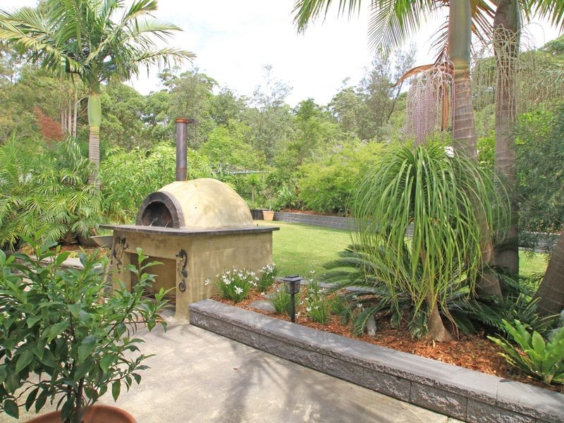 6 Wayfarer Drive, Sussex Inlet NSW 2540