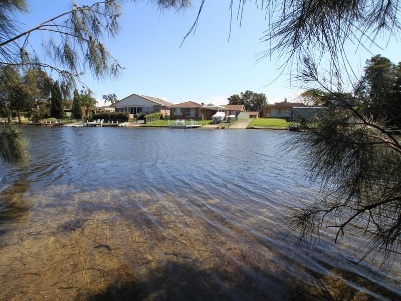 8 Ibis Place, Sussex Inlet NSW 2540
