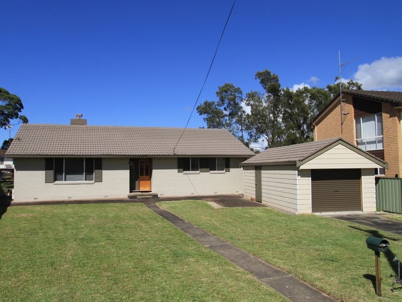 9 Lagoon Crescent, Sussex Inlet NSW 2540