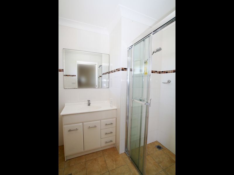 9 Lagoon Crescent, Sussex Inlet NSW 2540