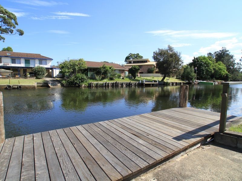 9 Lagoon Crescent, Sussex Inlet NSW 2540