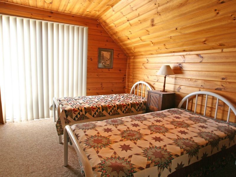 19 Iverison Road, Sussex Inlet NSW 2540