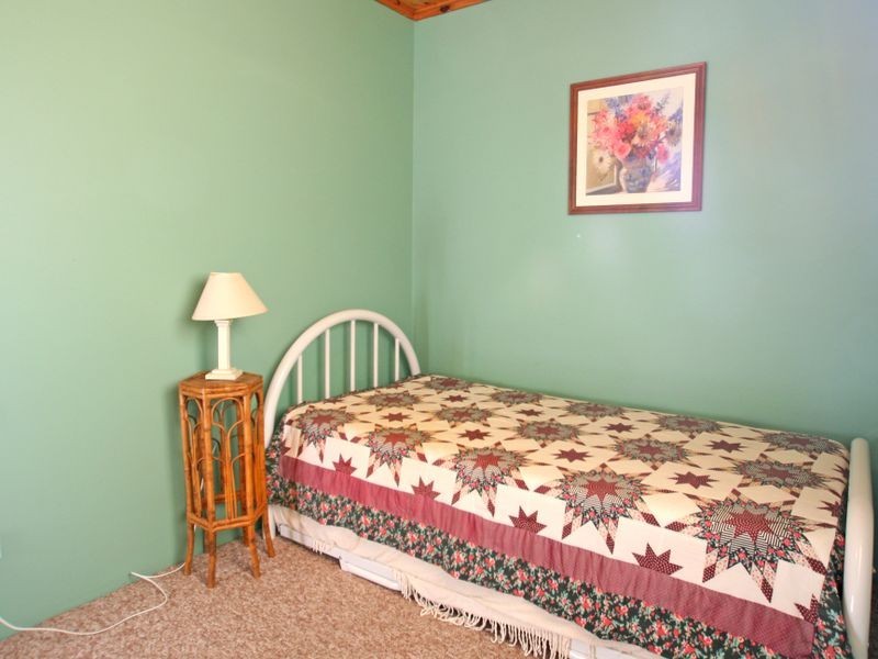 19 Iverison Road, Sussex Inlet NSW 2540