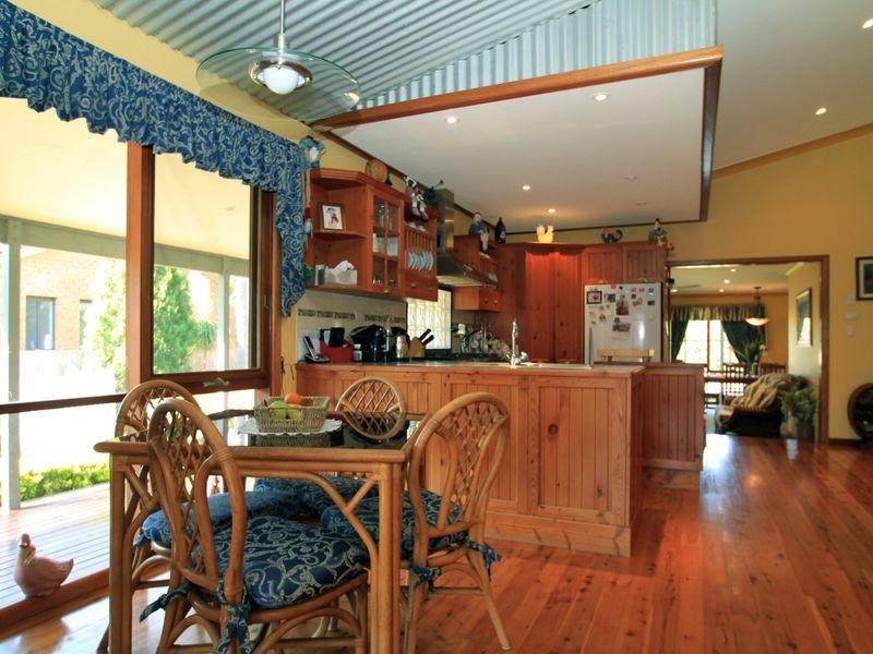 235 River Road, Sussex Inlet NSW 2540