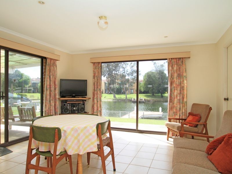44 Thora Street, Sussex Inlet NSW 2540