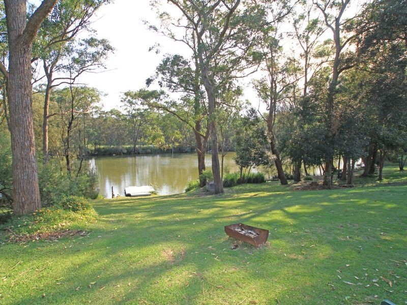 10 Bottle Brush Ave, Basin View NSW 2540