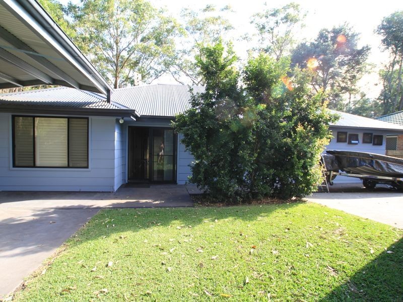 10 Bottle Brush Ave, Basin View NSW 2540
